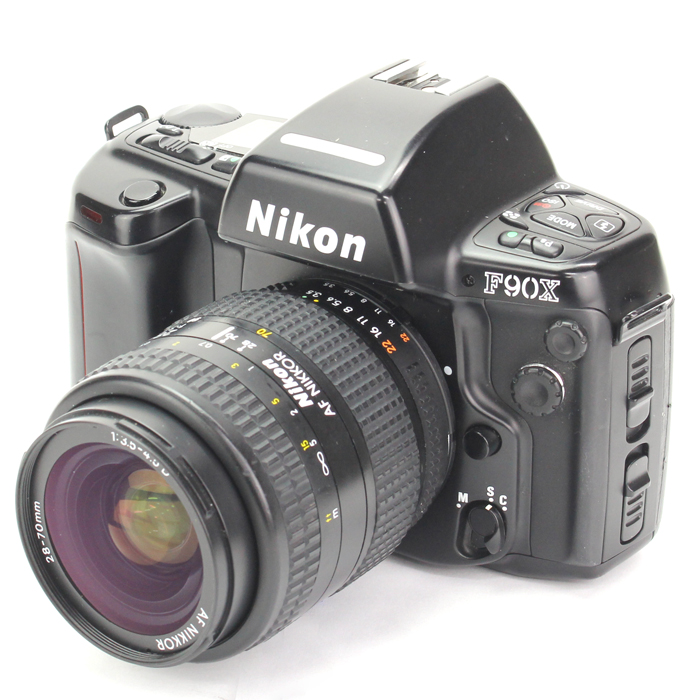 チャンプカメラ | ニコン(NIKON) F90X AF28-70mm F3.5-4.5D クモリアリ