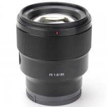 チャンプカメラ | ソニー(SONY) FE 85mm F1.8 (SEL85F18) | デジタル
